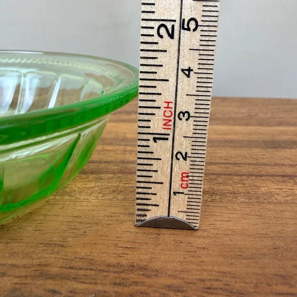 Federal Glass Colonial Fluted Rope Green Uranium Glass Bowls Depression Set (6)